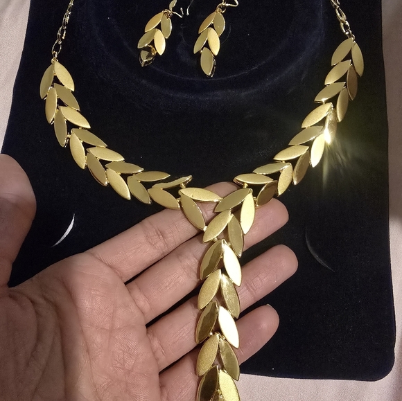 21kgp Dubai Jewlery Set - Picture 7 of 10